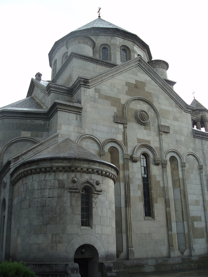Армянская церковь в Ялте (святой Рипсиме) иллюстрация 2