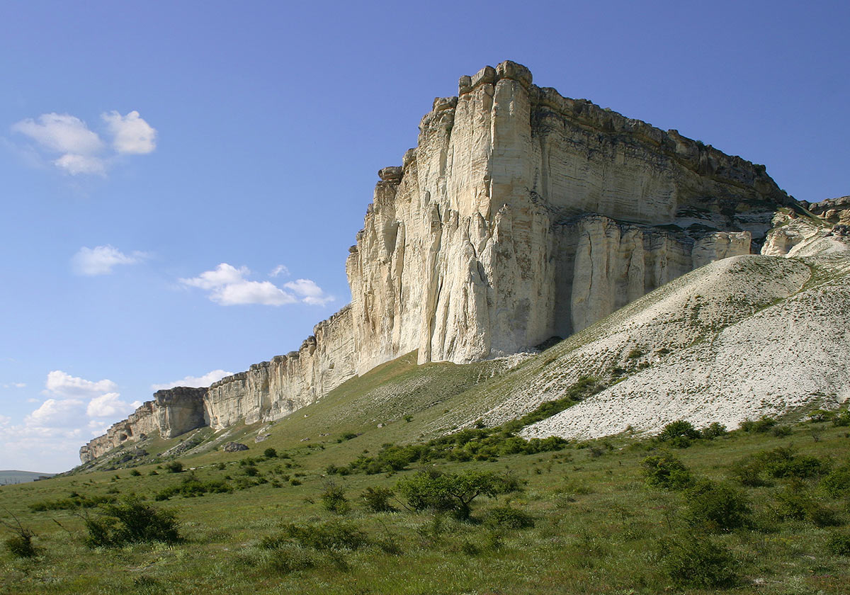 Белая скала в крыму фото