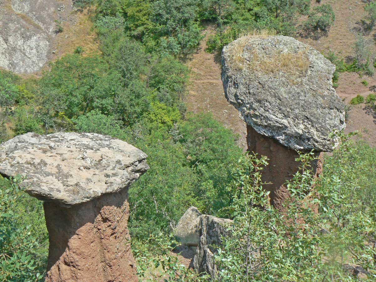 Каменные грибы Долины Сотера Алушта